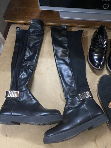 Сапоги: Женские ботинки-ботфорты Dior (логотип на заднике) - Цвет: черный - — 14