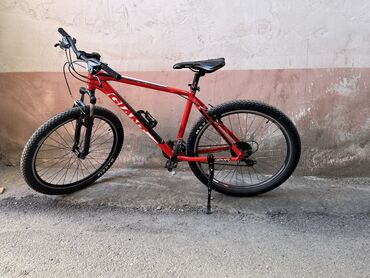 Велосипеды: Продаю велосипел Giant Rincon 27.5 В хорошем состояний обслужен и