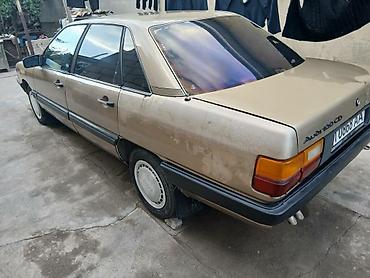 sprinter 4 4: Audi 100: 1984 г., 2.2 л, Механика, Бензин, Седан — 3