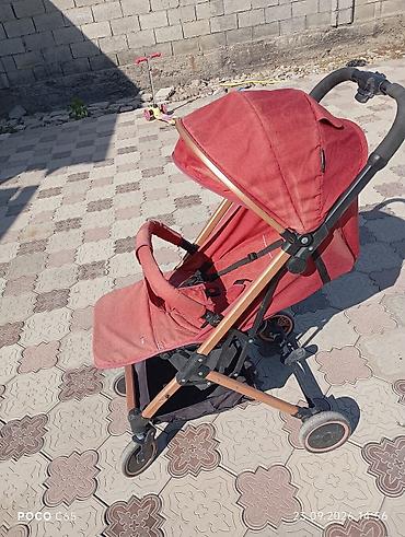 коляска benebaby: Прогулочная коляска-трость в красно-бордовом цвете. Особенности и — 1