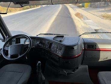 фура вольво: Тягач, Volvo, 2002 г., Без прицепа — 8