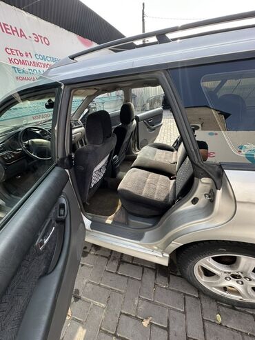 Subaru: Subaru Legacy: 2000 г., 2.5 л, Механика, Бензин, Универсал — 9