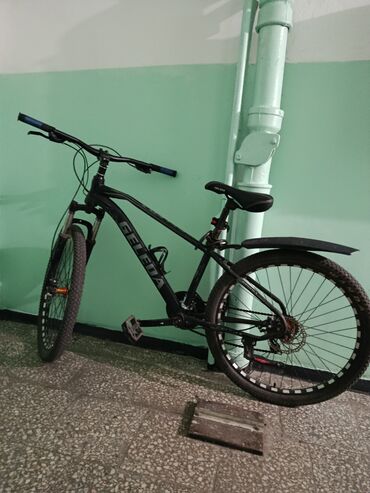 Горные велосипеды: 🚲 Продаю горный велосипед GELEDA ⚙️ 26" колеса, алюминиевая рама