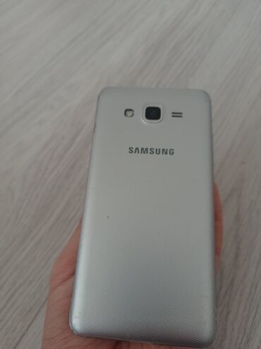 samsung 02: Samsung Galaxy J2 Prime, Б/у, 8 GB, цвет - Серебристый, 2 SIM