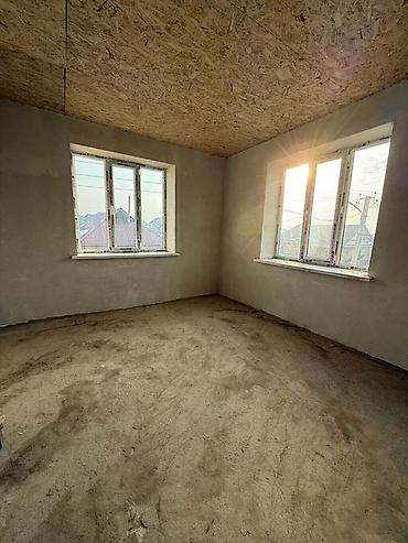 Продажа домов: 5 и более комнат, 200 м², 4 соток, Бишкек, Ак-Ордо 3 ж/м Риэлтор — 10