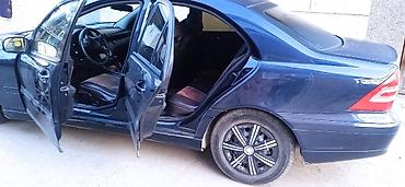 Унаа: Mercedes-Benz C-Class: 2001 г., 0.2 - engine capacity л, Кол менен иштөөчү, Бензин, Седан — 7