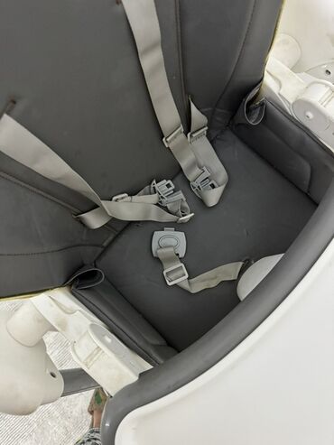 Yemək masaları, oturacaqları: Uşaq yemək stulu - Bir təkəri qırıq olduğu üçün ucuz satılır — 3