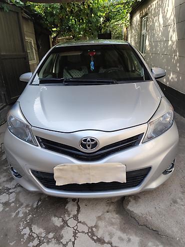 витс ярис: Toyota Yaris: 2012 г., Хэтчбэк — 1