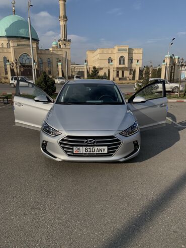 Hyundai: Hyundai Avante: 2018 г., 1.6 л, Автомат, Бензин, Седан