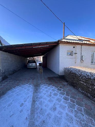 Продажа коттеджей и домов: Продаётся добротный дом в г. Бишкек 📍 Ж/м Кара-Жыгач, ул. Дордой — — 7