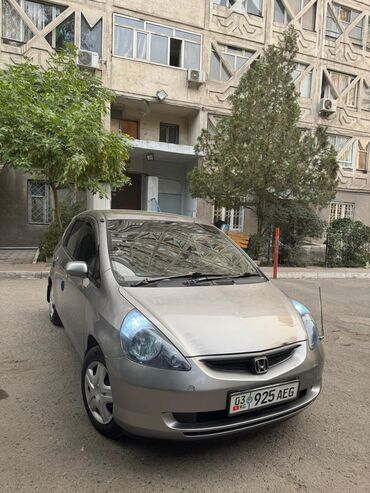 Honda: Honda Fit: 2003 г., 1.3 л, Автомат, Бензин, Хетчбек