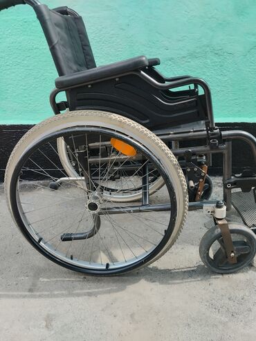 инвалидные коляски напрокат: В отличном состоянии европейский Село. Беловодск улица Комсомольская
