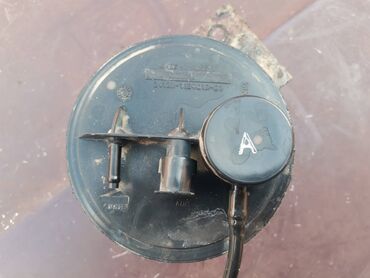 Auto delovi: Kanister apsorber benzinskih para Lada 21214i Niva. Polovno, ocuvano — 4