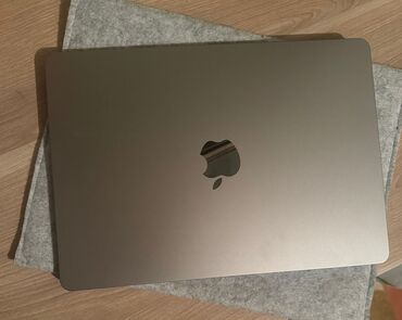 apple notebook baku: Apple M2, 13.3 "