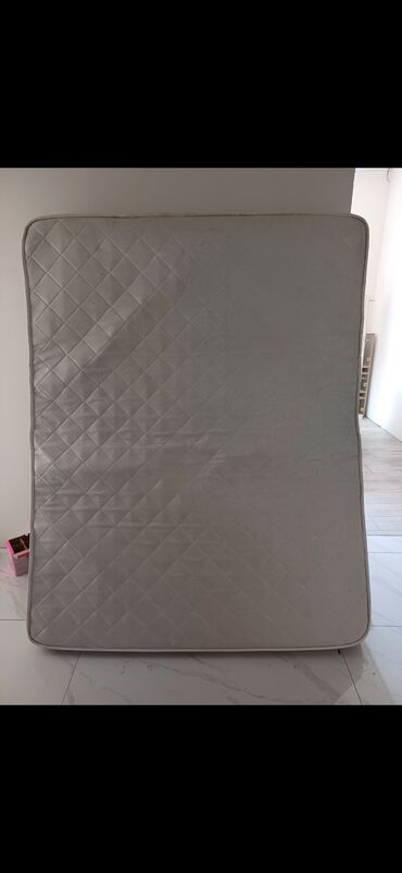 matras baku: Çox Yaxşi Keydiyetli Matrasdir 2 metrin 1.60 dir Unvan Saraydadir