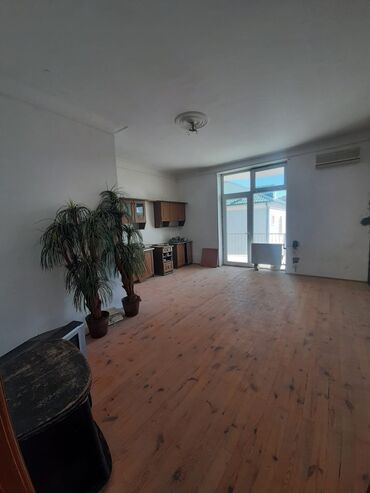 Həyət evləri və villaların satışı: Badamdar qəs. 13 otaq, 800 kv. m, Kredit yoxdur, Orta təmir — 14