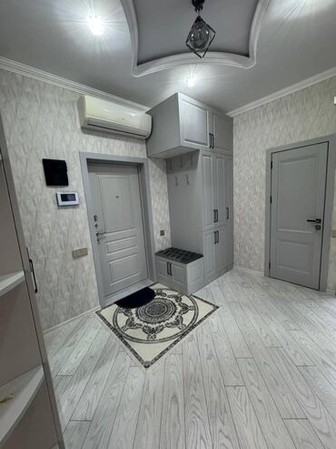 Uzunmüddətli kirayə mənzillər: Xətai Rayonu 8 Noyabr Caspian Park 3 otaq. Mərtəbə - 10/16 Otaq sayı — 6