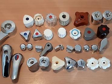 Slavine: Ručiće za ventile – delovi za umivaonik/kupatilo Cena 100din po komadu — 2