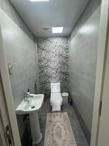 Yeni tikili: 4 otaqlı, Yeni tikili, 141 kv. m — 4