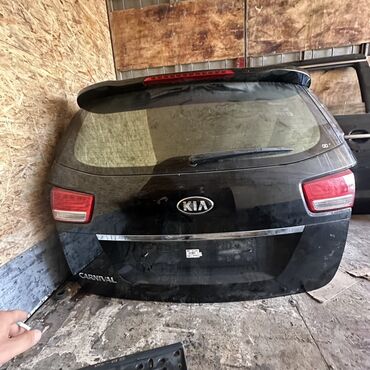 Другие детали кузова: Кузовные детали для KIA Carnival (Sedona) В наличии: - Капот (черный) — 3