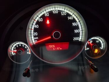 Volkswagen: Volkswagen Up: 1 l | 2016 г. Hečbek — 21