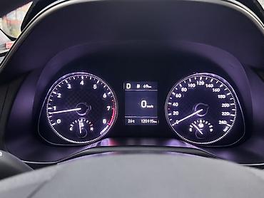 Транспорт: Hyundai Avante: 2020 г., 1.6 л, Автомат, Бензин, Седан — 5