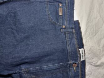 Джинсы: Wrangler джинсы. ОРИГИНАЛ. КЛАСИКА. ПРЯМЫЕ. Тёмно синий. 100% at lalafo.kg — 5 Джинсы: Wrangler джинсы. ОРИГИНАЛ. КЛАСИКА. ПРЯМЫЕ. Тёмно синий. 100% — 5