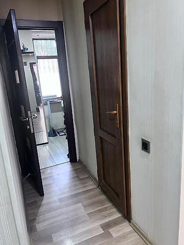 ev axdaram: Bakı, 8-ci kilometr, 3 otaqlı, Köhnə tikili, m. Neftçilər, 61 kv. m — 7