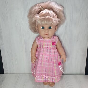 Продаю говорящую куклу в отличном состоянии. Высота 37см. Видео могу