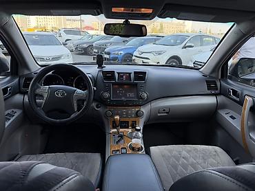 Toyota Highlander: 2008 г., 3.3 л, Автомат, Гибрид, Кроссовер at lalafo.kg Toyota Highlander: 2008 г., 3.3 л, Автомат, Гибрид, Кроссовер