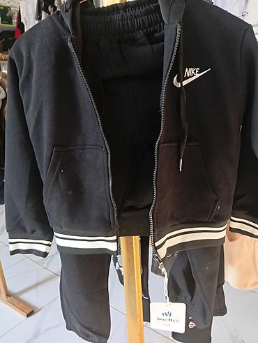 штаны puma: Детские спортивные костюмы, черные, на молнии . Варианты дизайна: - — 4