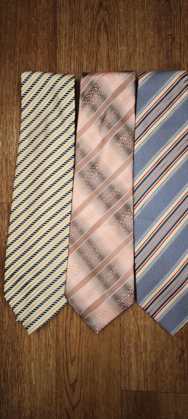 Галстуки, запонки: Галстуки – новые. - Классические мужские галстуки шириной около 7–8 — 6