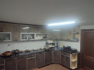 Продажа коттеджей и домов: Продаётся жилой дом г Кара-Балта с палтавка с большим двором и — 17