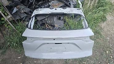 putni jastuk: GEPEK VRATA 9Y0 ZA PORSCHE CAYENNE | Porsche Cayenne gepek vrata — 1