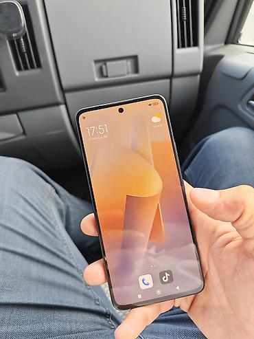 12 lite: Xiaomi 12 Lite, 128 GB, rəng - Qara, 
 Barmaq izi — 2