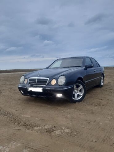 cesqa mercedes qiymetleri: Mercedes-Benz E 220: 2.2 l | 2001 il Sedan