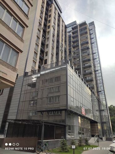 сдаю квартиру в центре города: 3 комнаты, 79 м², Элитка, 4 этаж