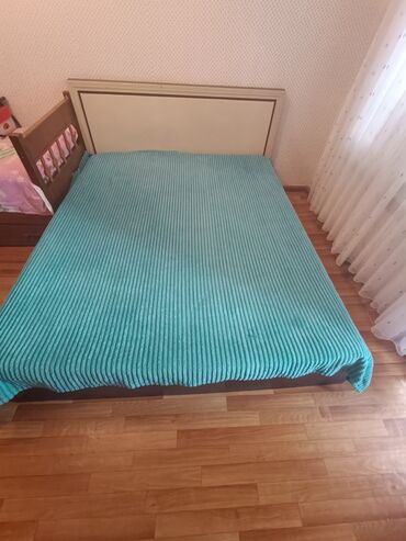 Pufiklər: İkinəfərlik çarpayı, Bazasız, Matras ilə, Siyirməsiz