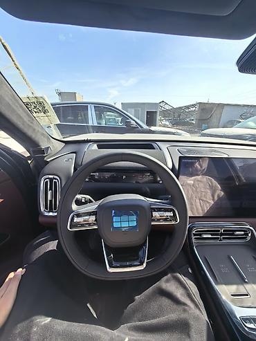 geely galaxy m9: Geely Galaxy M9: 2026 г., Гибрид — 9