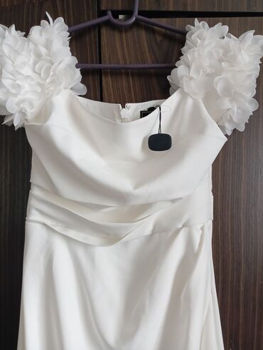 haljina bela: Svecana haljina sa 3D rukavima odg od S do L