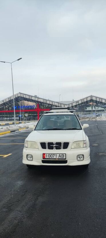 Subaru: Subaru Forester: 2001 г., 2 л, Автомат, Бензин, Универсал