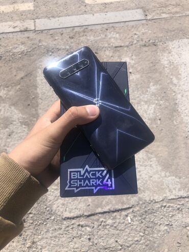 Xiaomi, Black Shark 4, Б/у, 128 ГБ, цвет - Черный, 2 SIM