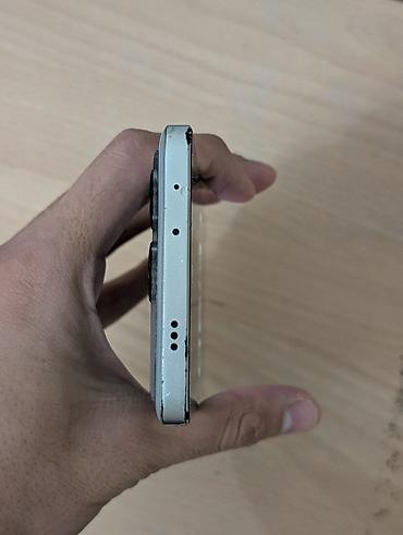 poc: Poco X6 Pro 5G, Б/у, 256 ГБ, цвет - Серебристый, 2 SIM — 4