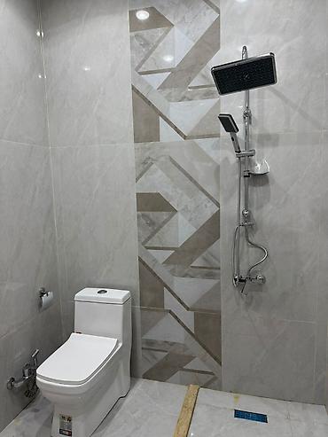 qax hovuzlu evler: Müasir həyət evi – geniş həyət və açıq hovuzla .Paket kupca otaq sayi — 3