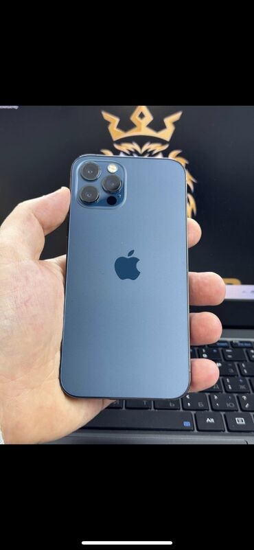 Apple iPhone: IPhone 12 Pro, Б/у, 128 ГБ, Зарядное устройство, Чехол, Кабель, 87 %