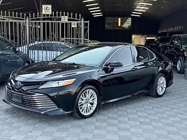 alba: Toyota Camry: 2018 г., 0.5 л, Автомат, Гибрид — 1