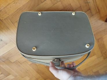 Zvučnici i stereo sistemi: Stari retro gramofon u koferu vintage Radi ali potenciometri zezaju — 8