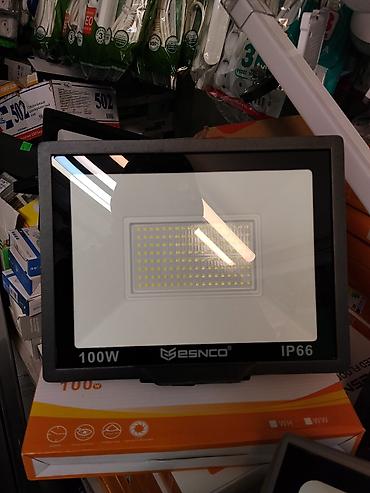 led lampa: Светодиодный прожектор ESNCO 100W, класс защиты IP66. - Мощность: 100 — 1
