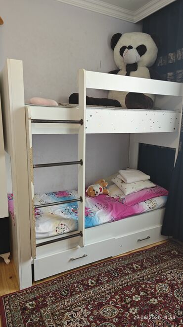 уловая кровать чердак: 2 односпальные кровати, Азербайджан, Б/у