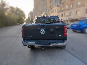 пл: Dodge Ram 1500: 2020 г., 5.7 л, Автомат, Бензин, Пикап — 2